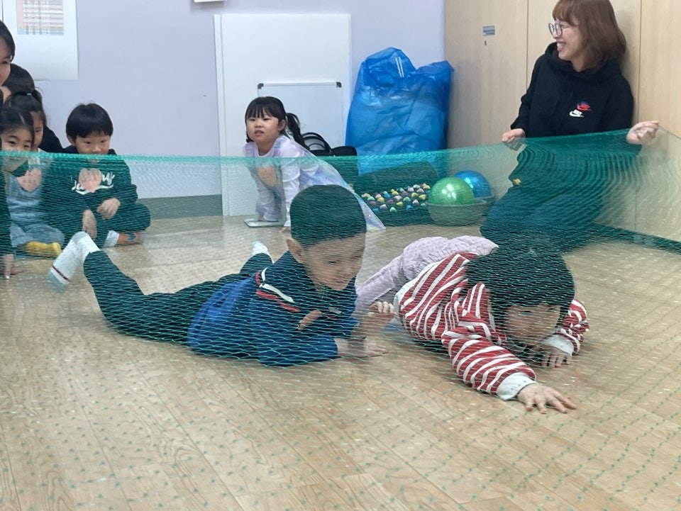 S2025_유치부11기_센싱 (8).jpg