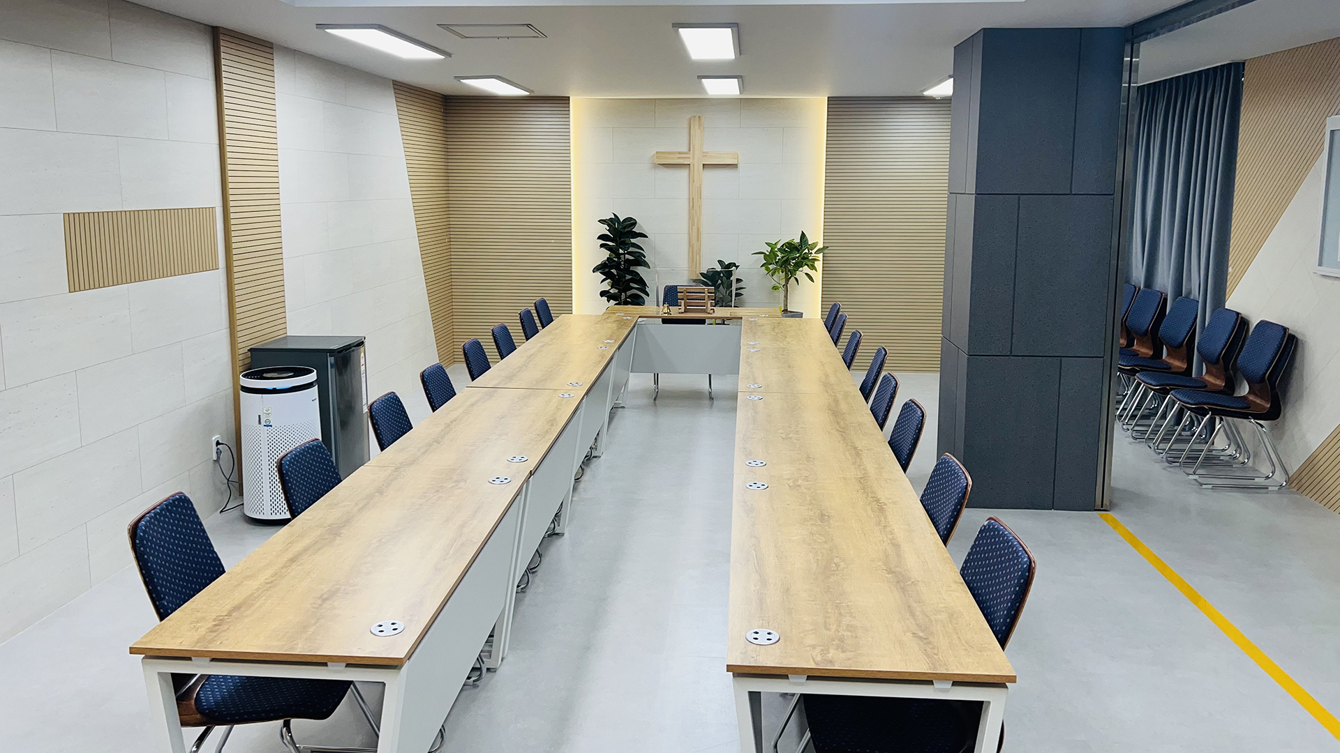 prayerroom.jpg
