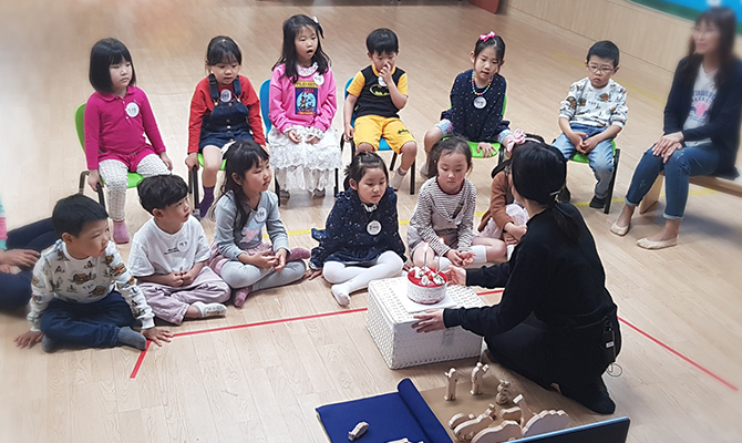 02_센싱더스토리.jpg