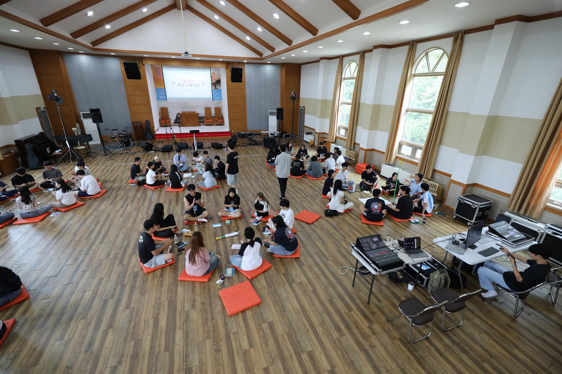 2V4A5180.JPG 2V4A5180.JPG