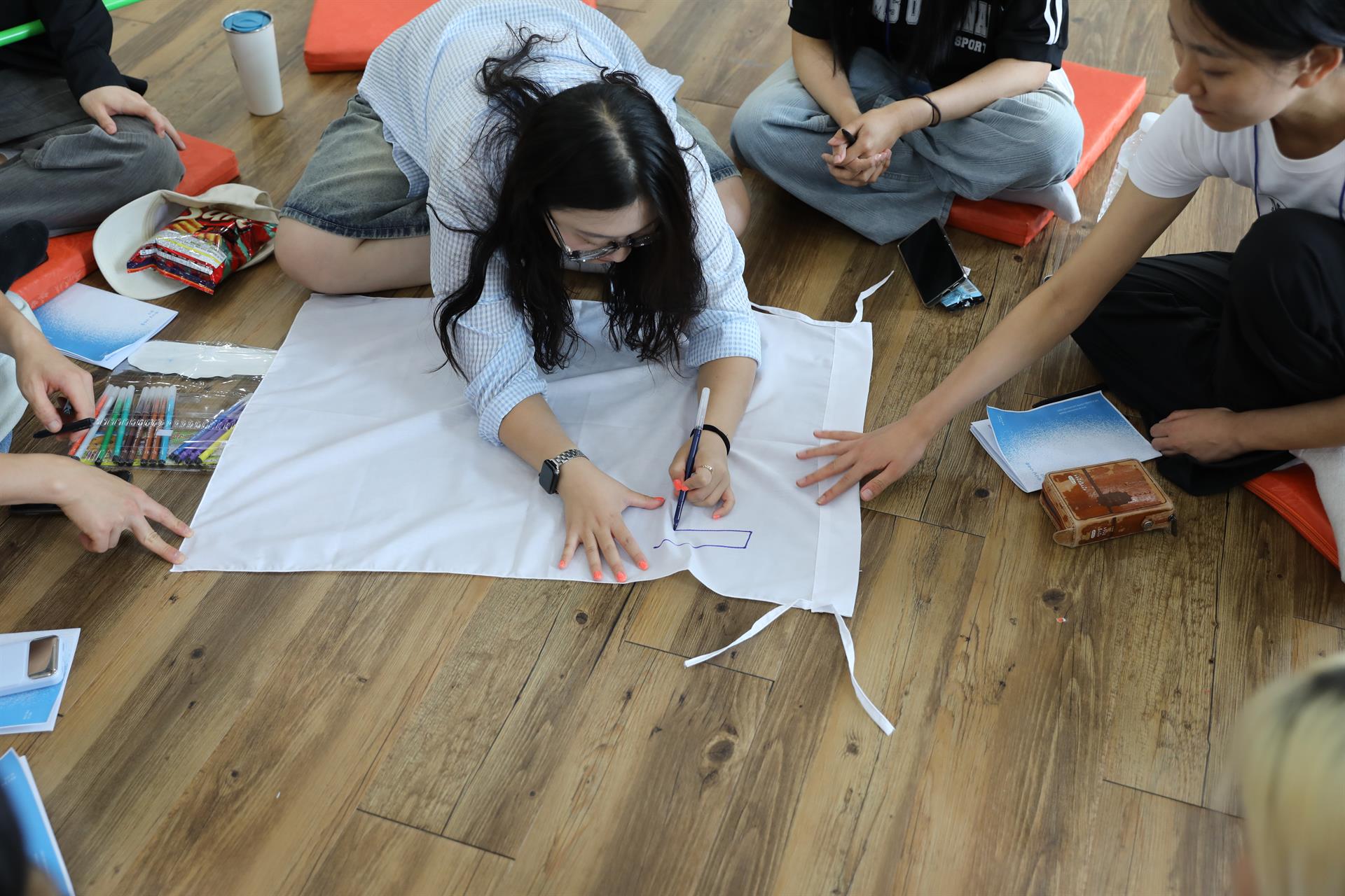 2V4A5209.JPG 2V4A5209.JPG