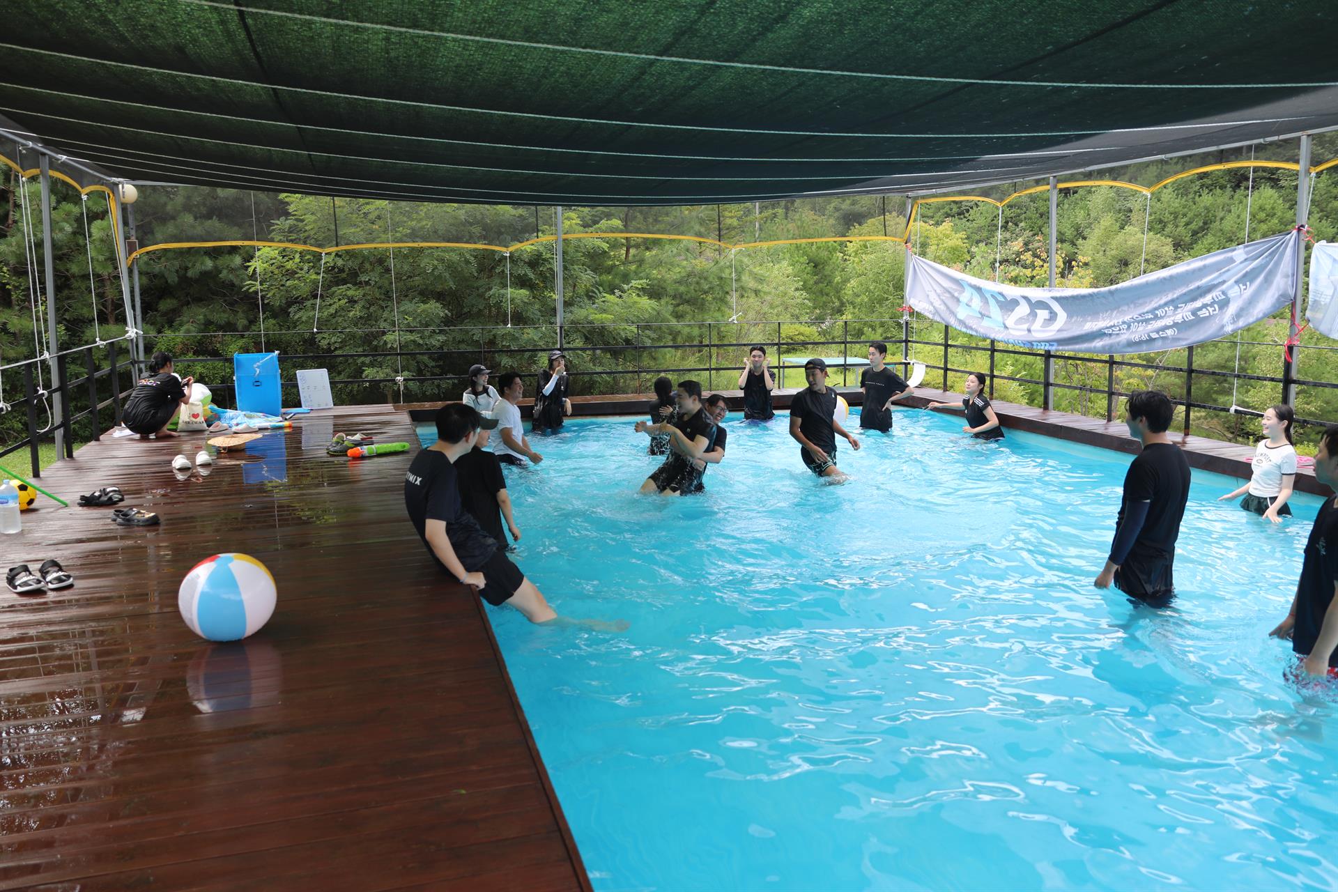 2V4A6037.JPG 2V4A6037.JPG