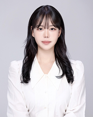 손예지 전도사님_300.jpg