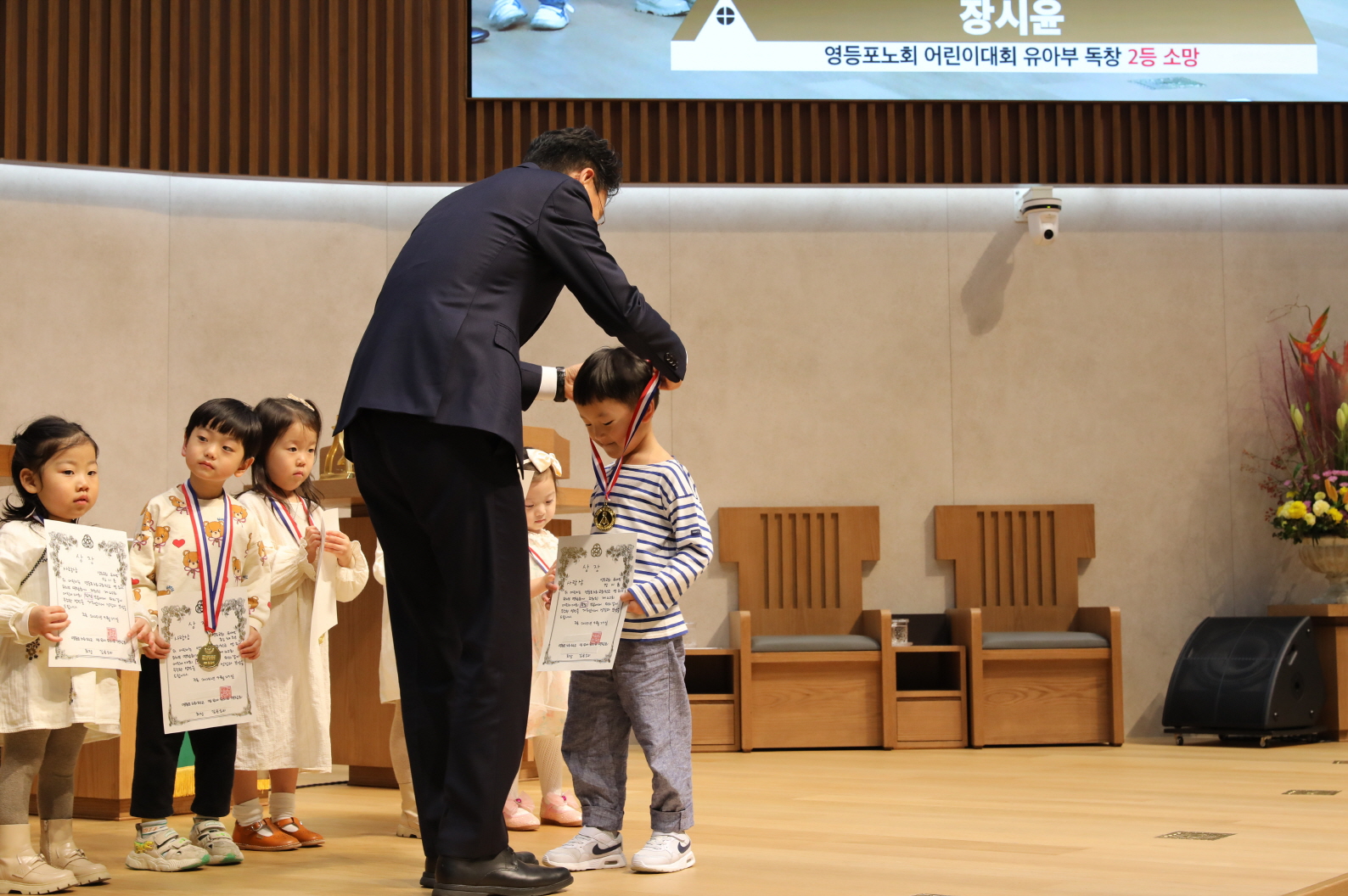 S2V4A8751.jpg S2V4A8751.jpg