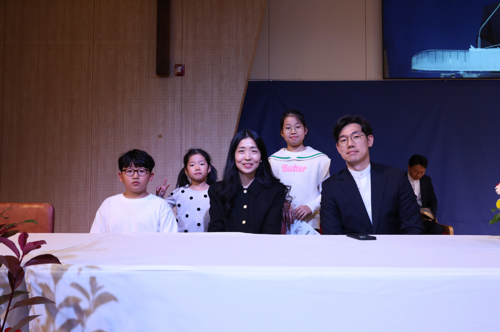 S2V4A9973.jpg S2V4A9973.jpg