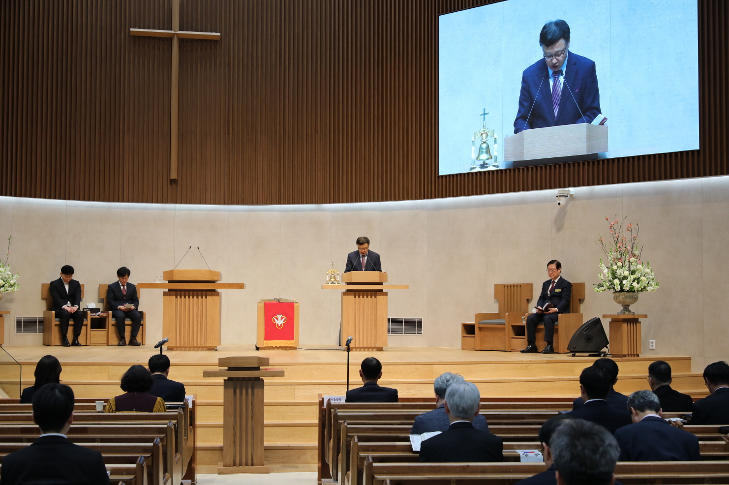 S2V4A5232.jpg S2V4A5232.jpg